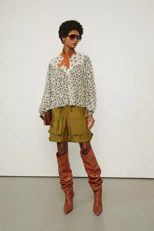 Animale Bata De Georgette Leve Manga Longa Estampada Abotoamento Frontal Est Floral Seco Azul e Branco