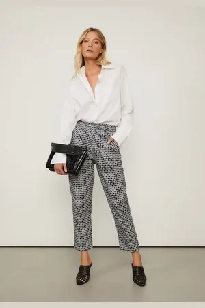 Animale Calça Cropped Cenoura De Algodão Estampada Est Grav Quadri Off e Preto