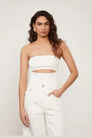 Animale Body De Malha Creponada Sem Alça Com Detalhe Cut Off