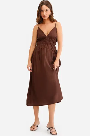 C&A Vestido midi feminino alça fina franzido marrom