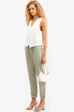 C&A Calça feminina de alfaiataria com pregas verde