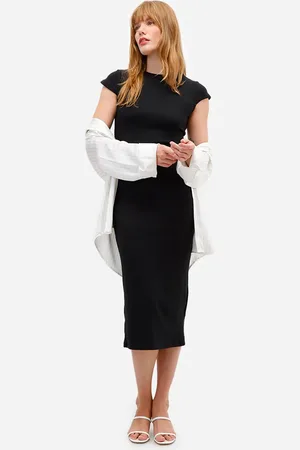 C&A Vestido midi feminino manga curta canelado