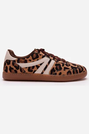 C&A Tênis casual com recortes animal print ace bege