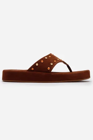 C&A Rasteirinha flatform com tachas texturizada oneself