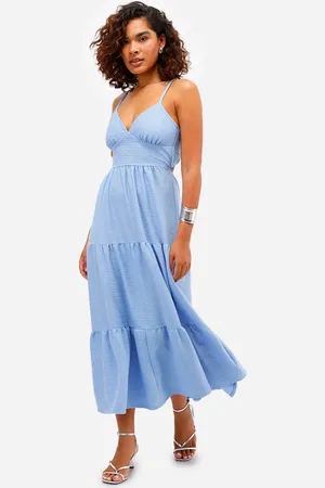 C&A Vestido feminino alças finas decote nas costas texturizado azul