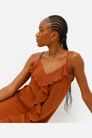 C&A Vestido curto feminino alça fina com babados texturizado