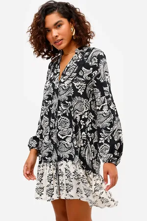 C&A Vestido chemise feminino de viscose com recorte paisley preta