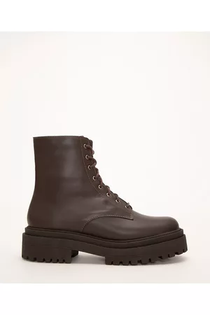 C&A Bota tratorada cano médio plataforma oneself
