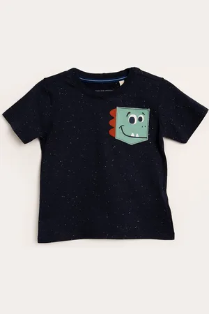 C&A Camiseta infantil manga curta com bolso dinossauro marinho