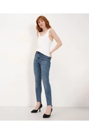 C&A Calça jeans skinny cintura super alta barra assimétrica escuro