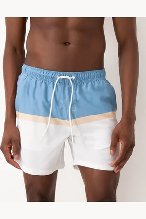C&A Short listrado com elástico cordão e bolsos