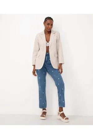C&A Calça jeans mom cintura super alta bordado floral médio