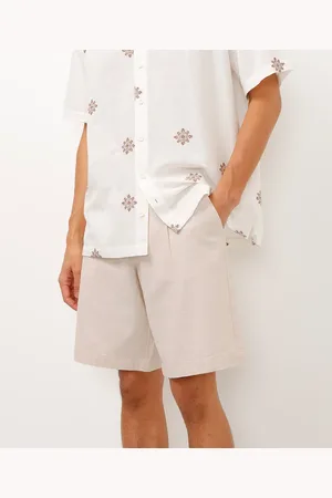 C&A Bermuda alfaiatada com bolsos bege