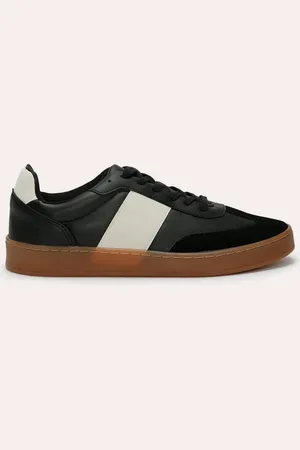 C&A Tênis casual cano baixo com recortes oneself