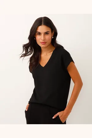 C&A Camiseta decote v manga curta texturizada preta