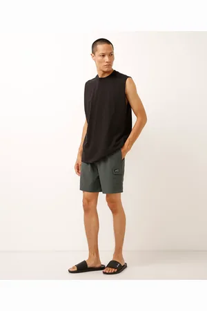 C&A Short cargo cós com cordão verde