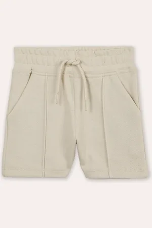 C&A Bermuda infantil texturizada com bolsos bege