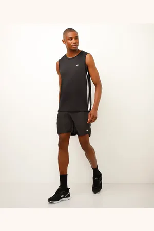 C&A Bermuda com transpasse esportiva ace preta