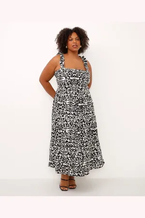 C&A Vestido de viscose estampado plus size