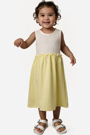 C&A Vestido infantil evasê texturizado