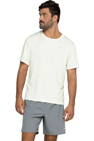 Nike Camiseta Masculina Manga Curta com Proteção UV Miler