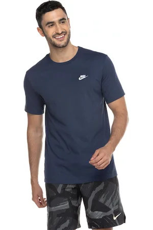 Nike Camiseta Sportwear Club - Masculina