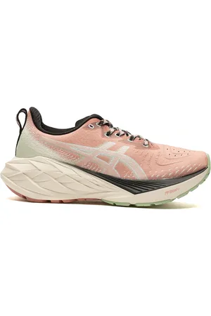 Asics Tênis Novablast 4 TR Feminino