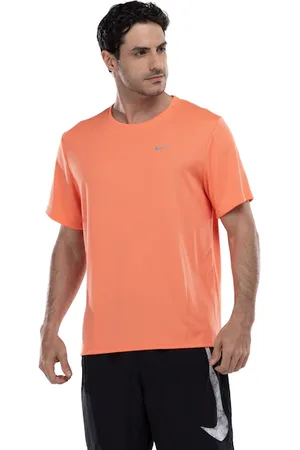 Nike Camiseta Masculina Manga Curta com Proteção UV Miler