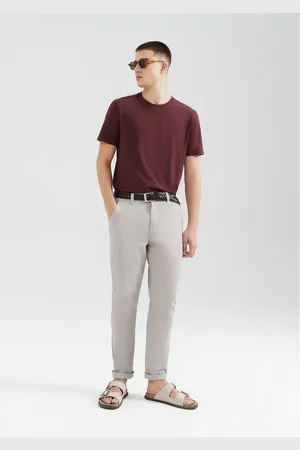 Hering Calça Básica Masculina Chino Slim Em Sarja Com Elastano