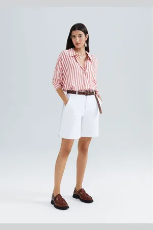 Hering Bermuda Básica Feminina Chino Cintura Média Em Sarja