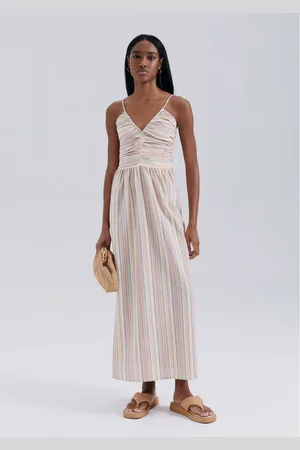 Hering Vestido Midi Fio Tinto Decote V