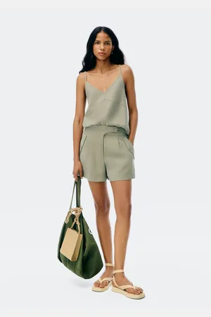 Hering Shorts Feminino Com Pregas Em Alfaiataria