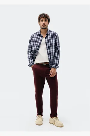 Hering Calça Básica Masculina Chino Slim Em Sarja Com Elastano