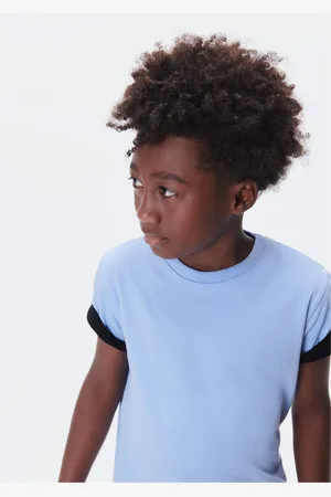 Hering Camiseta Básica Infantil Menino Manga Curta Slim