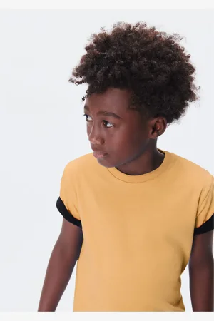 Hering Camiseta Básica Infantil Menino Manga Curta Slim