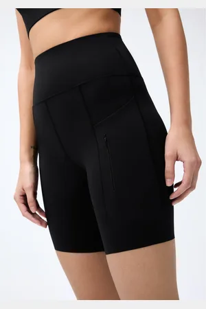 Hering Bermuda Ciclista Feminina 6 Bolsos Com Corte A Laser