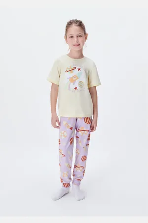 Hering Pijama Infantil Menina Regular Com Estampa Brilha no Escuro