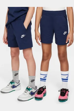 Nike Infantil - Shorts Sportswear Club 6IN