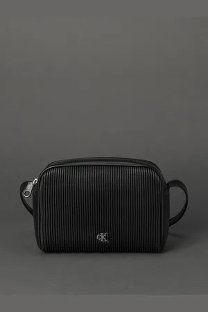 Calvin Klein Bolsa Feminina Câmera Bag em Pu