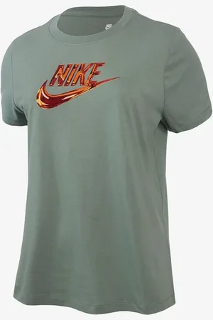 Nike Camiseta Sportswear Essentials Feminina