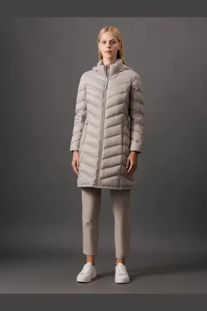 Calvin Klein Jaqueta Feminina Alongada em Matelassê Calvin Klein - Areia