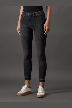 Calvin Klein Calça Jeans Feminina Super Skinny Barras Desfeitas