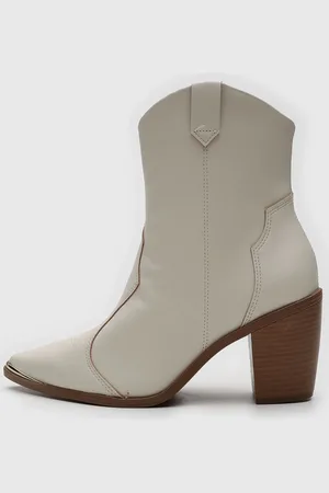 VIZZANO Bota Western Cano Baixo Off-White