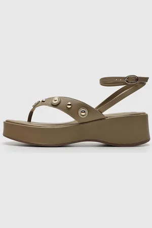 Via Uno Sandália Flatform Aplicação
