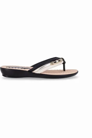Piccadilly Chinelo Camila Preto com Off White
