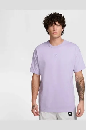 Nike Camiseta Sportswear Premium Essentials Masculina
