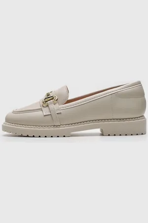 MOLECA Mocassim Com Aplicação Decorativa Off-White
