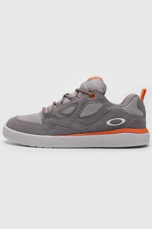 Oakley Tênis Claws
