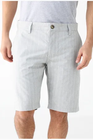 Colcci Bermuda Reta Risca de Giz