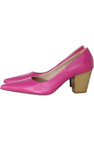 Spinelli Scarpin Bico Fino em Couro Salto Grosso 6 cm Pink